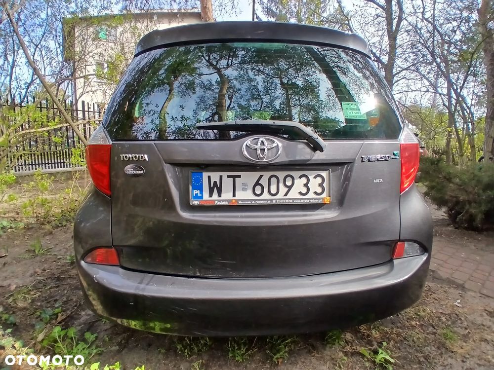 Toyota Verso S - 5
