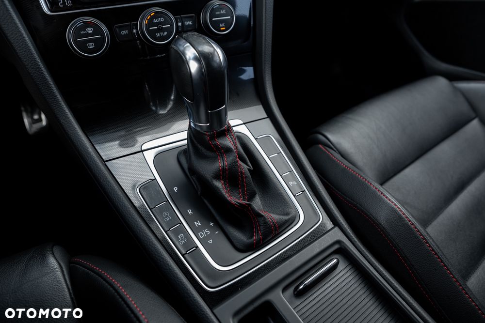 Volkswagen Golf VII 2.0 TSI BMT GTI Performance DSG - 37