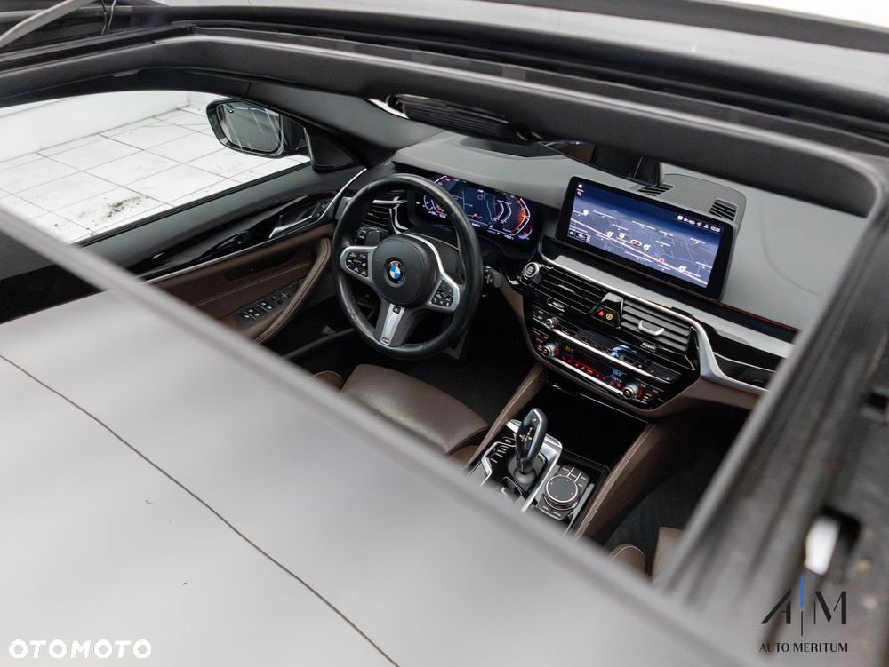 BMW Seria 5 540i xDrive - 20