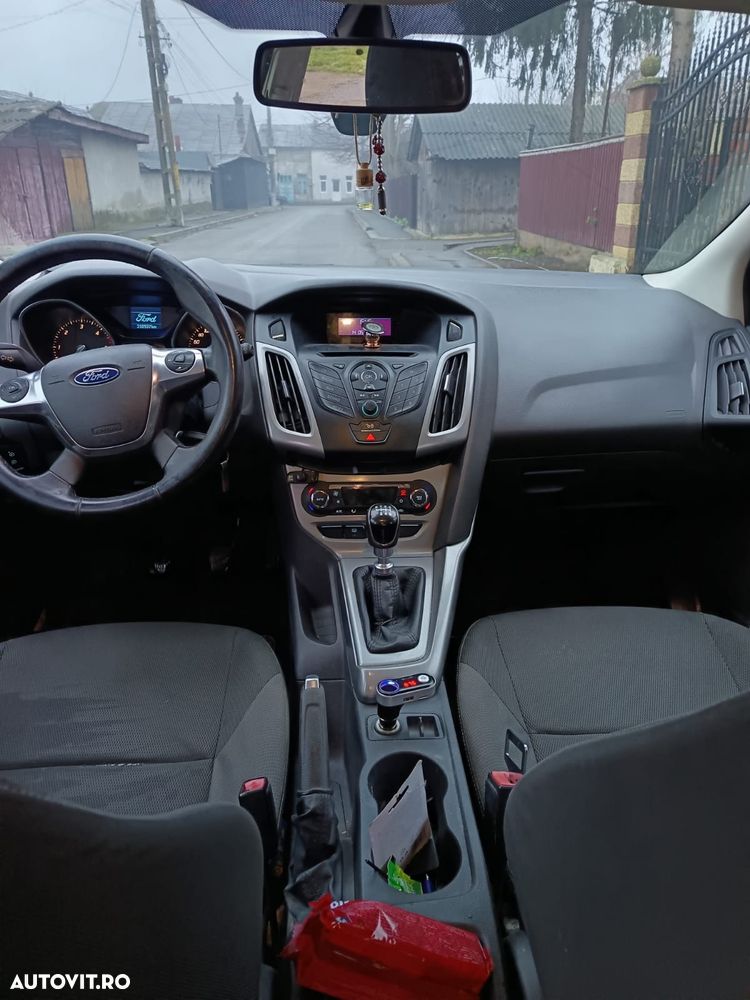 Ford Focus - 7