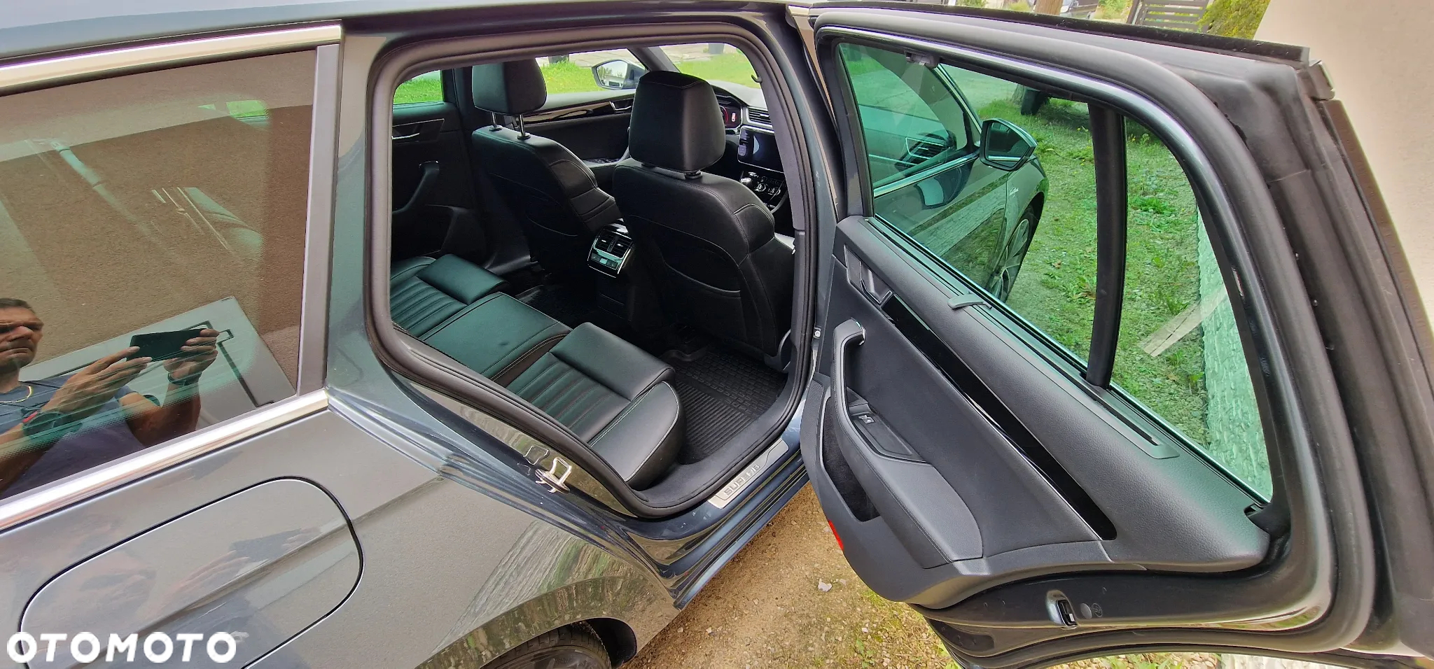 Skoda Superb Combi 2.0 TDI 4x4 DSG L&K - 15