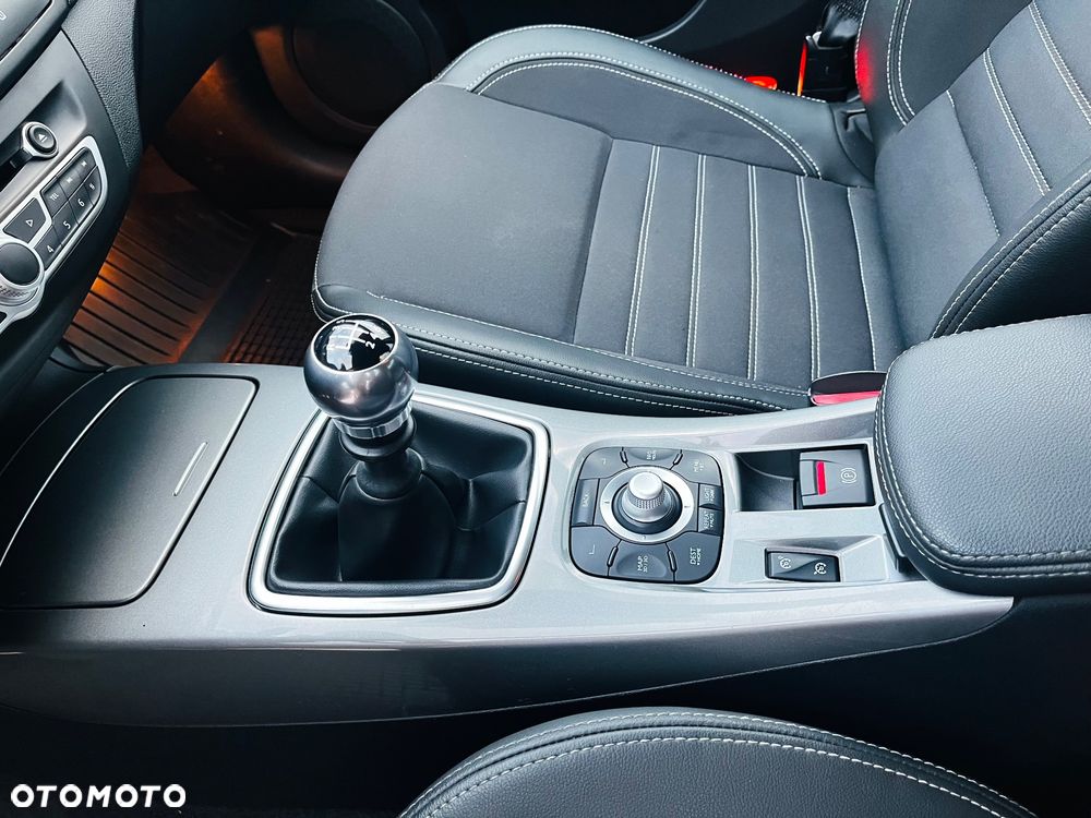 Renault Laguna - 10