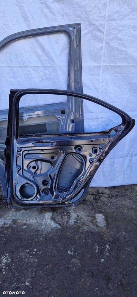 Drzwi Skoda SuperB 3 sedan 2015-2024r. Tył prawe - 3