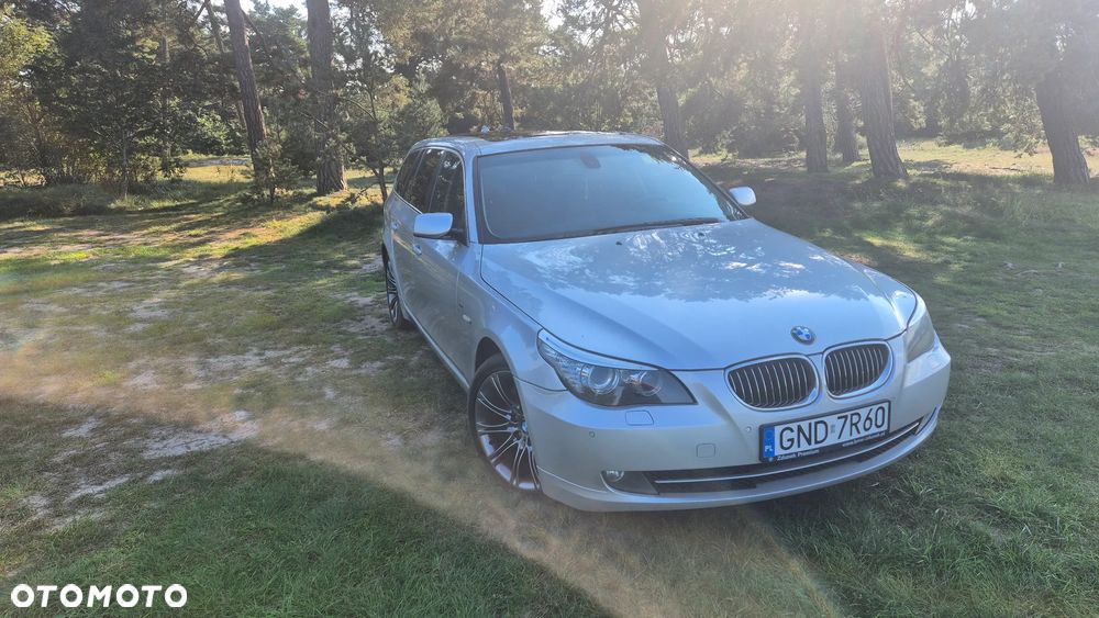 BMW Seria 5 530d Touring - 3