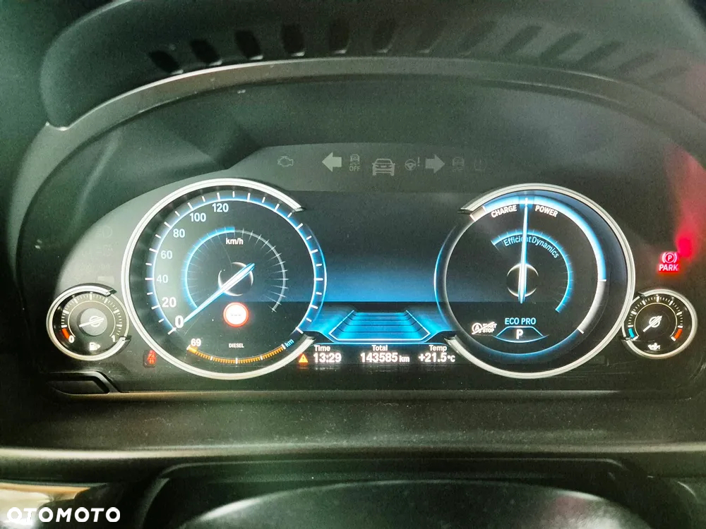 BMW Seria 5 518d Business Edition sport - 9