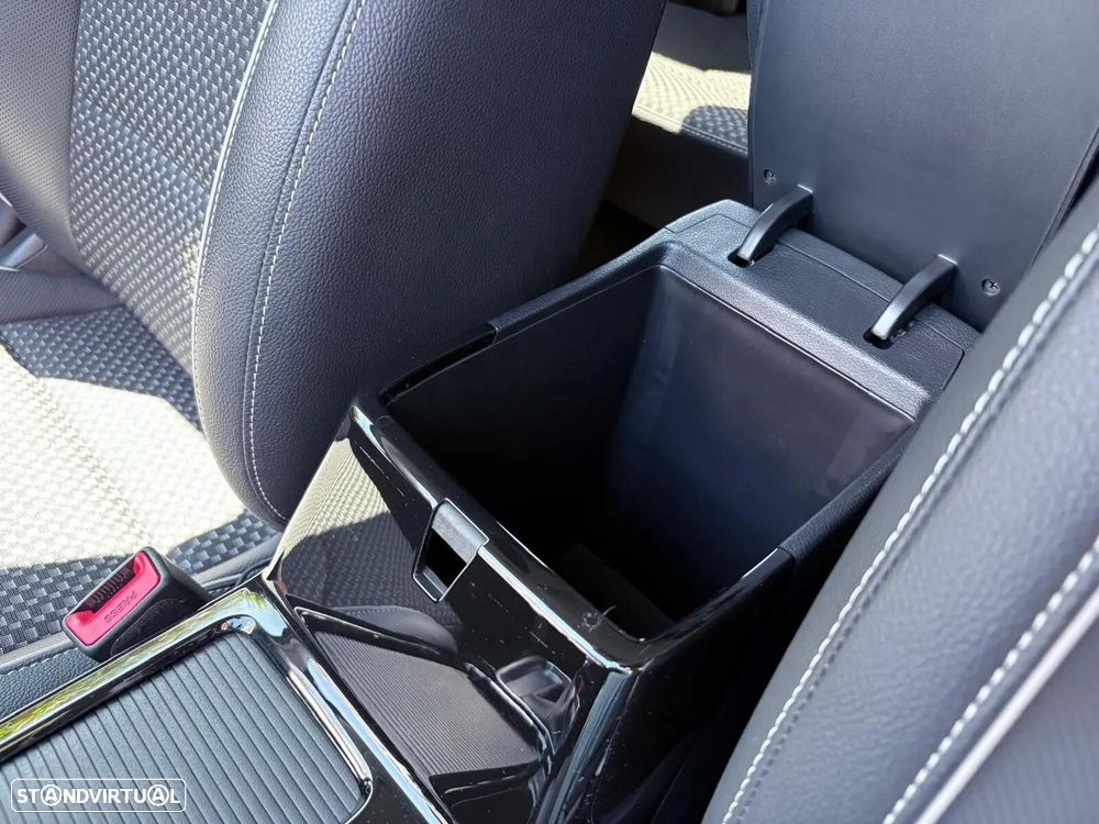 Kia Ceed SW 1.4 T-GDI Drive+SRF 7DCT - 36