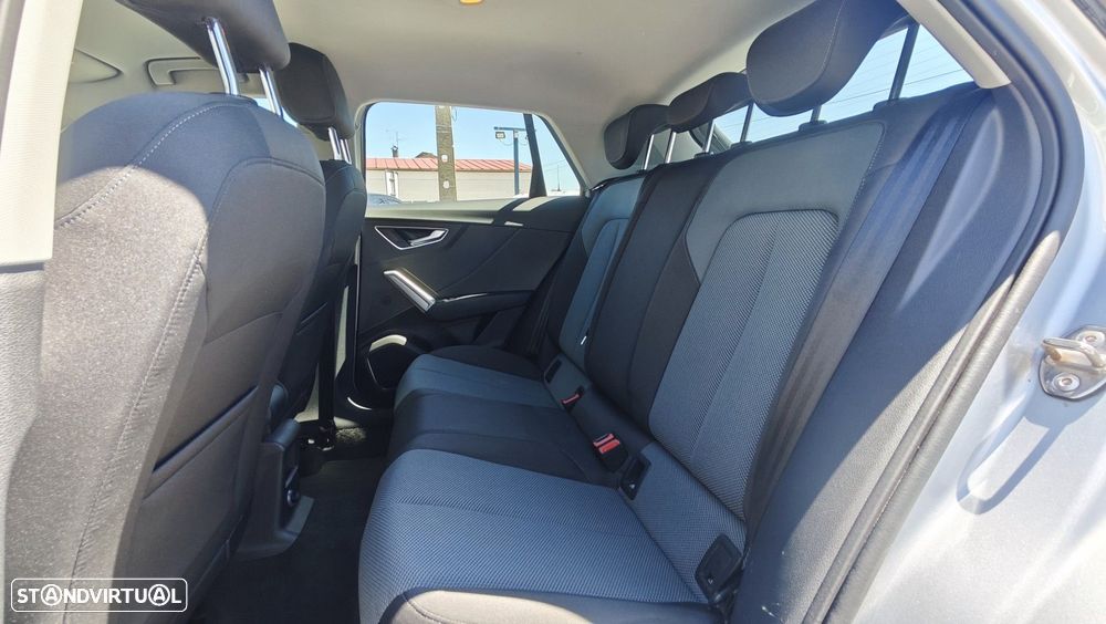 Audi Q2 1.0 TFSI Design - 10