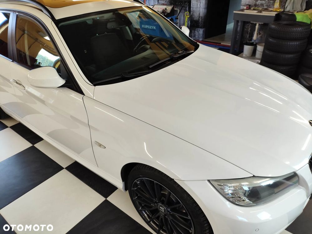 BMW Seria 3 318i - 27