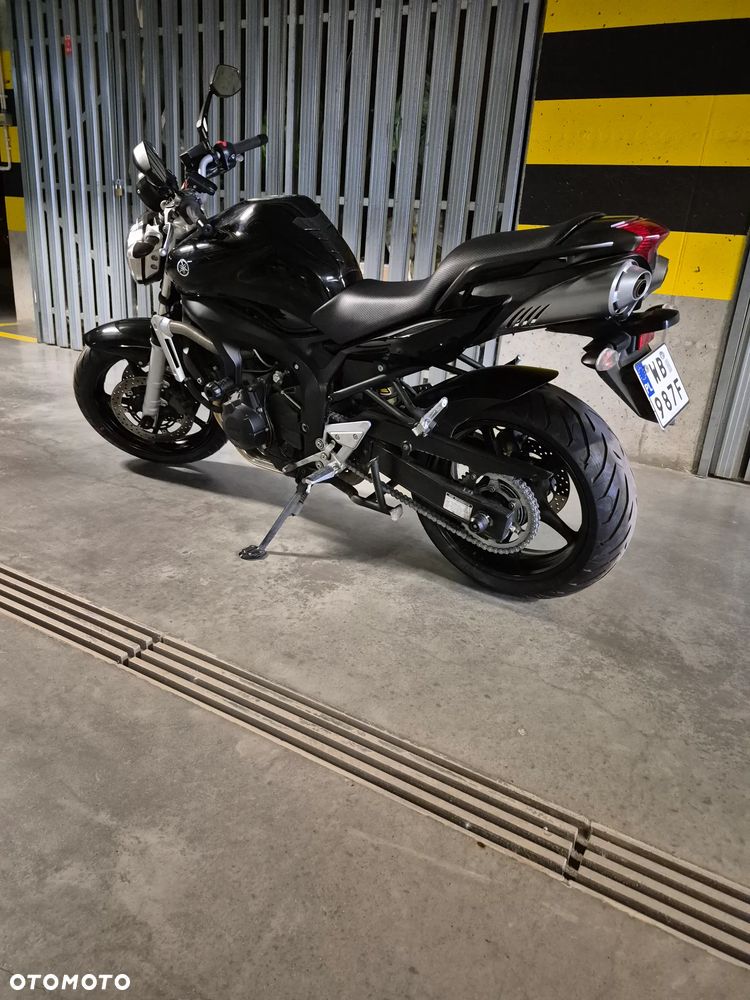 Yamaha FZ6 - 5