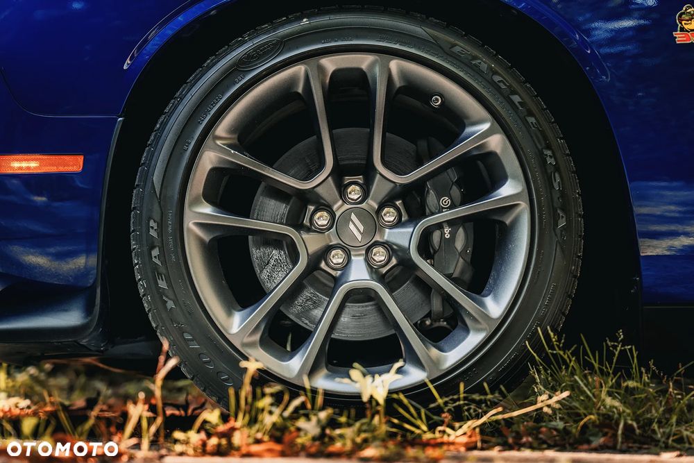 Dodge Challenger - 3
