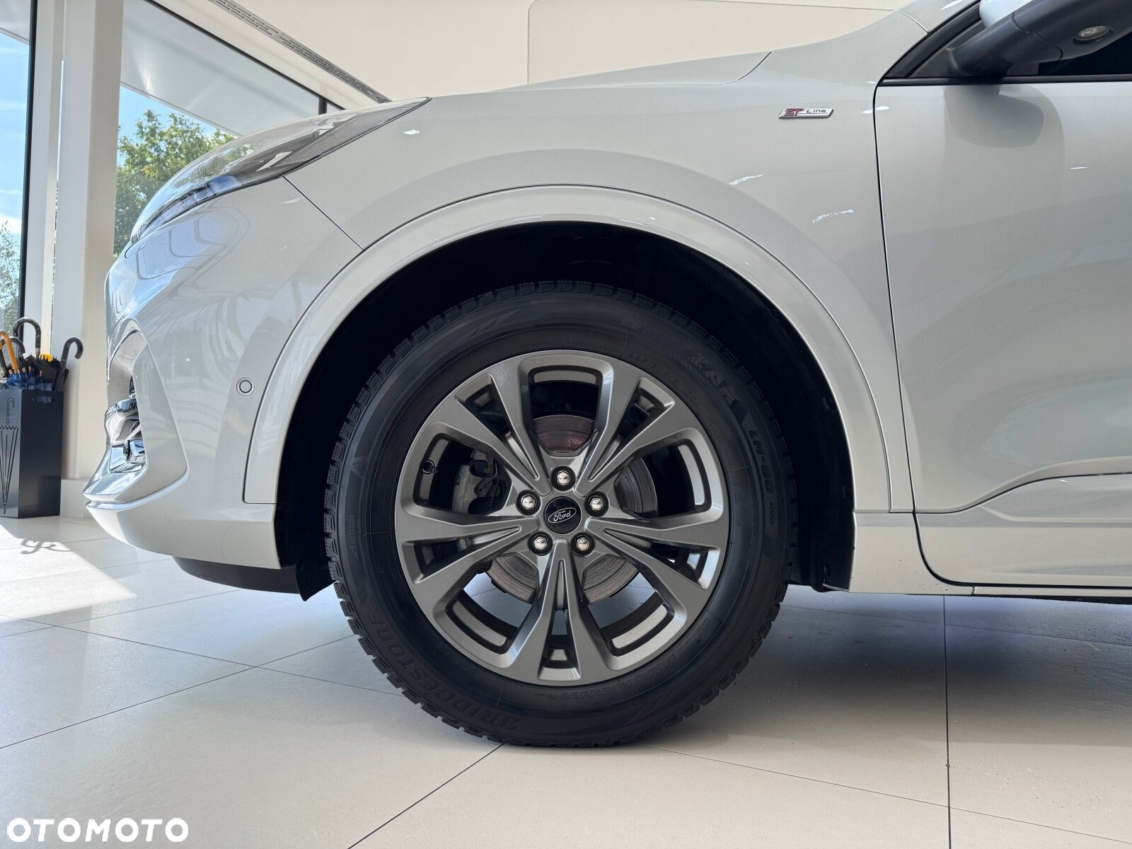 Ford Kuga 1.5 EcoBoost FWD ST-Line X - 18