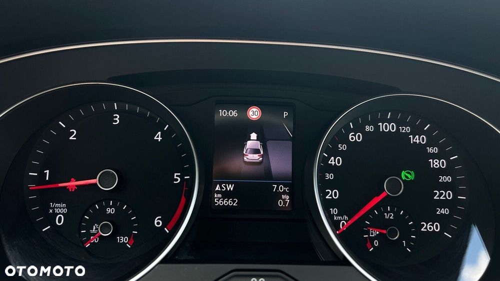 Volkswagen Passat Variant 2.0 TDI 4Mot Elegance DSG - 25