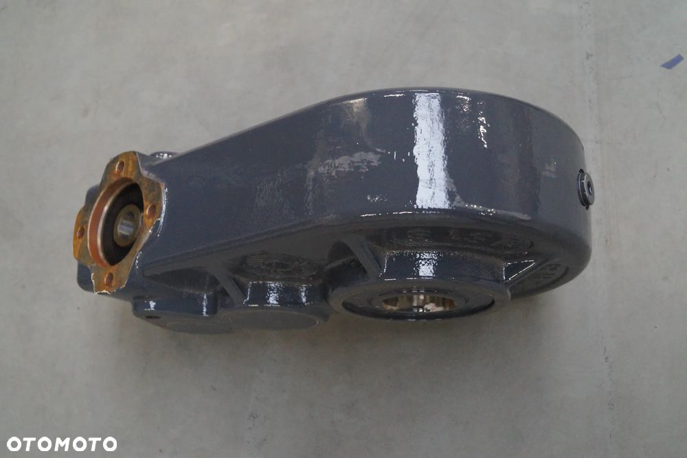 Przekładnia napędu taśmy. Skrzynia RH232 Pichon, Rozrzutnik - 2