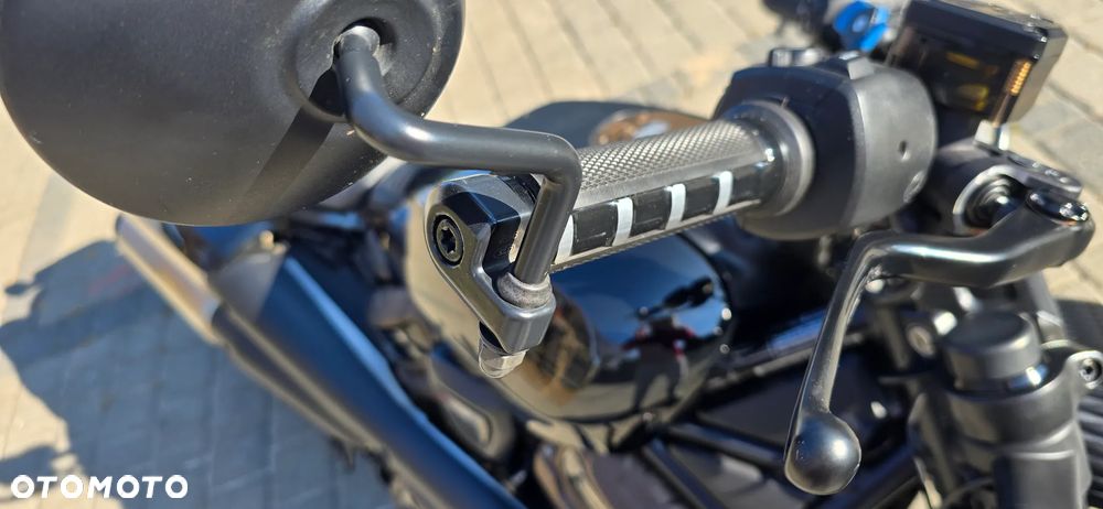 Harley-Davidson Sportster - 9