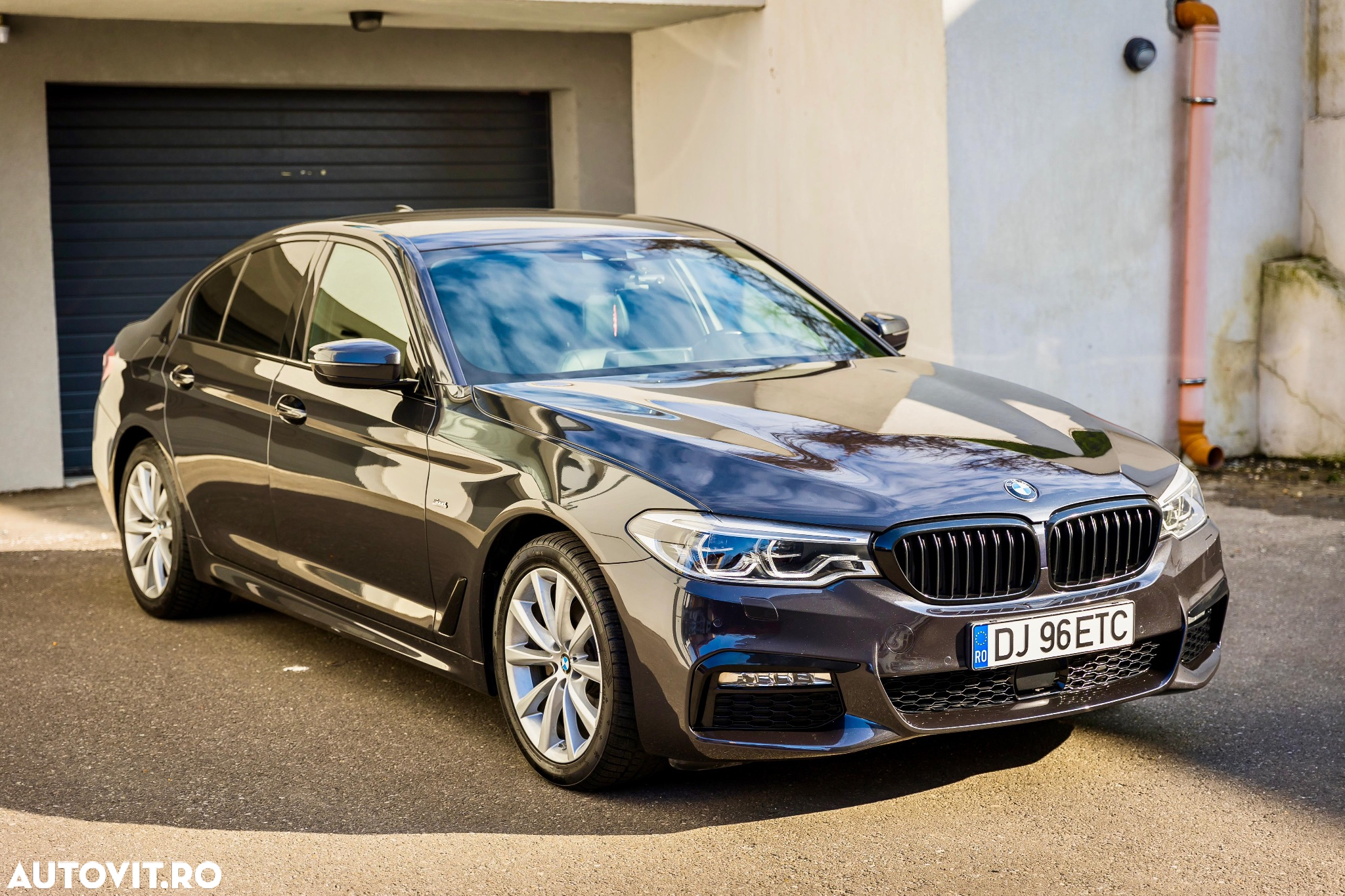 BMW Seria 5 520d Aut. M Sport Edition - 2