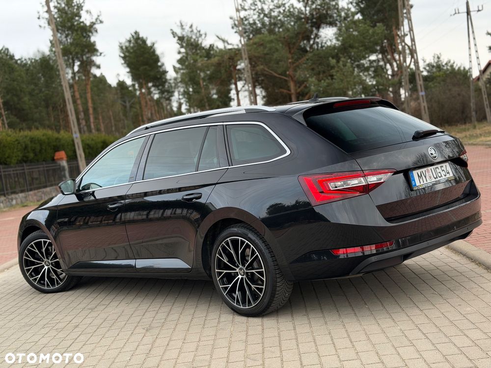 Skoda Superb 2.0 TDI DSG L&K - 23