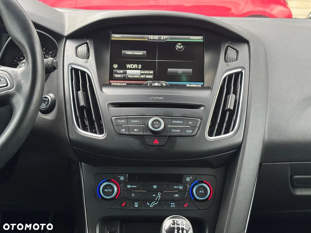 Ford Focus 2.0 TDCi Titanium ASS - 10