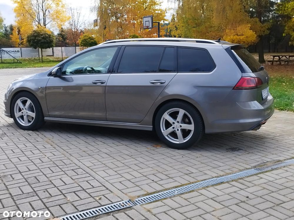 Volkswagen Golf - 5