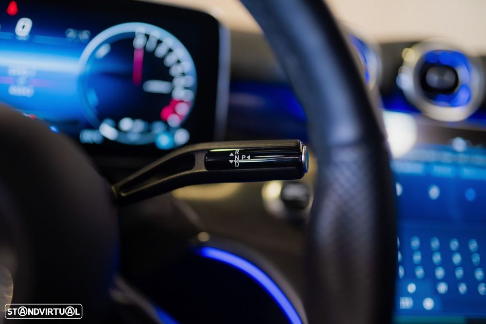 Mercedes-Benz C 300 e AMG Line - 36