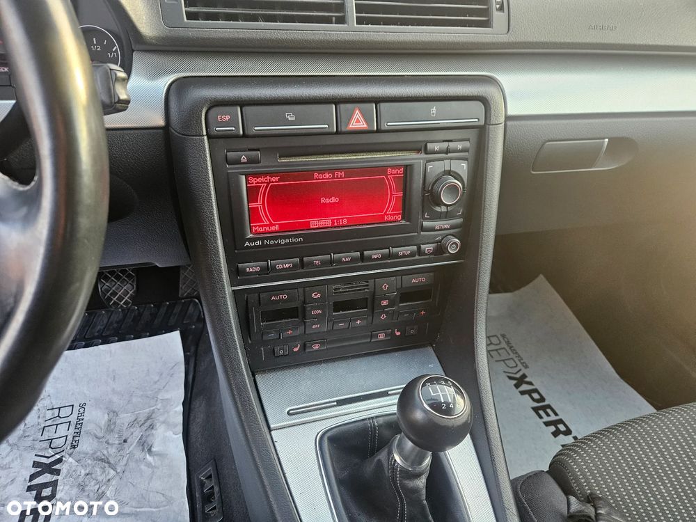 Audi A4 Avant 2.0 TDI - 11