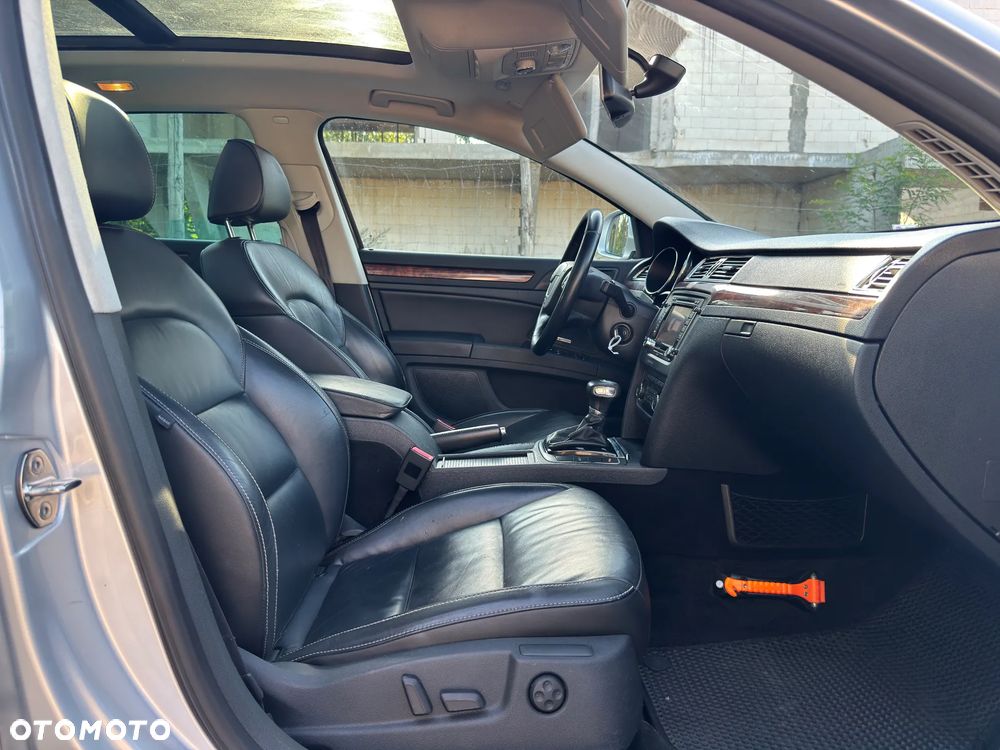 Skoda Superb 1.8 TSI Elegance DSG - 17