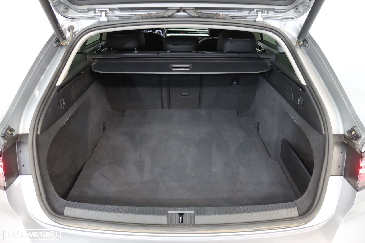 VW Arteon Shooting Brake 2.0 TDI Elegance DSG - 9