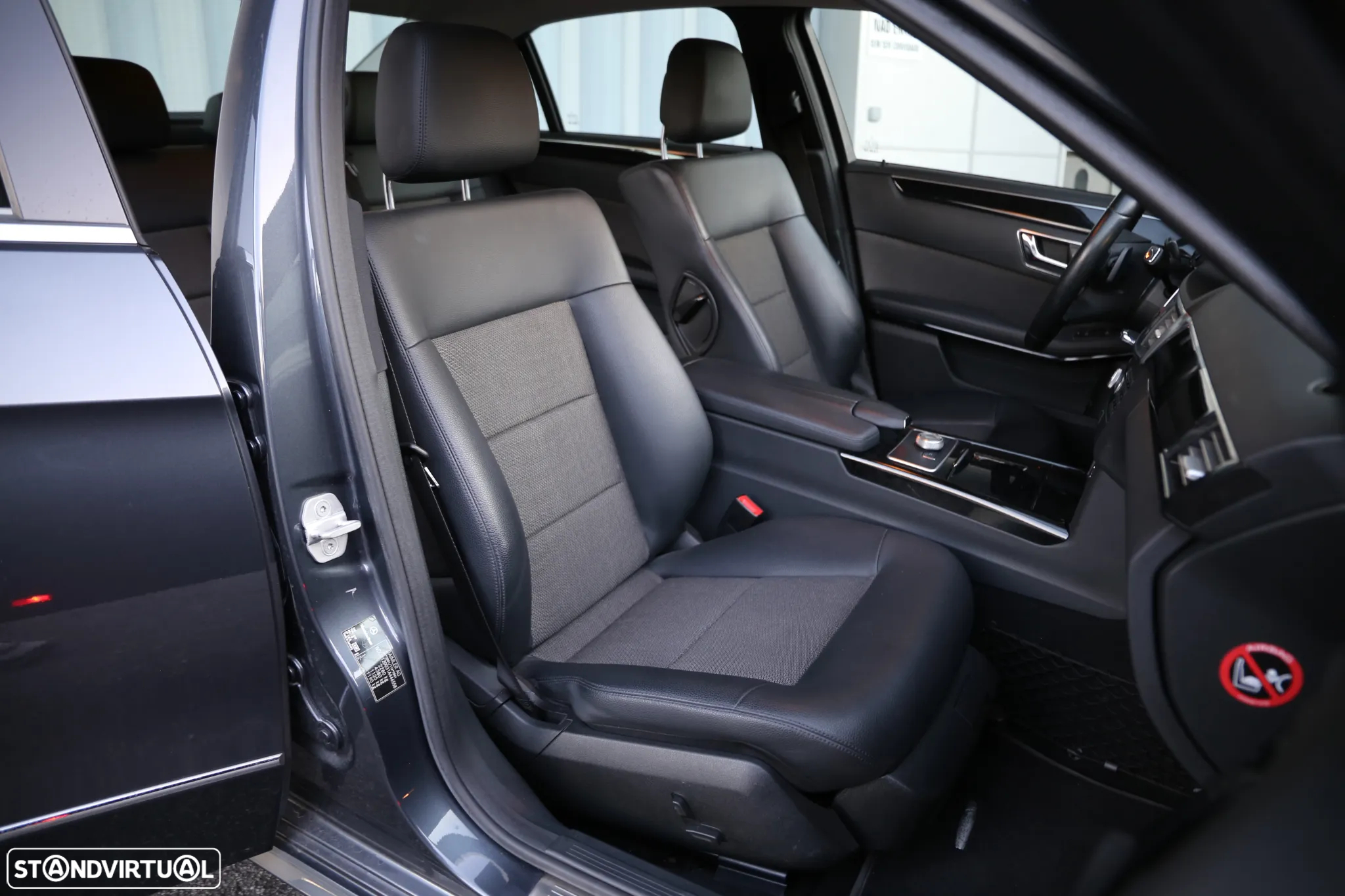 Mercedes-Benz E 250 CDi Avantgarde BlueEfficiency Auto. - 9