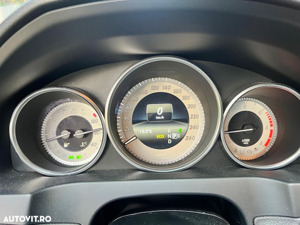 Mercedes-Benz E 220 Blue TEC BlueEFFICIENCY Edition - 16