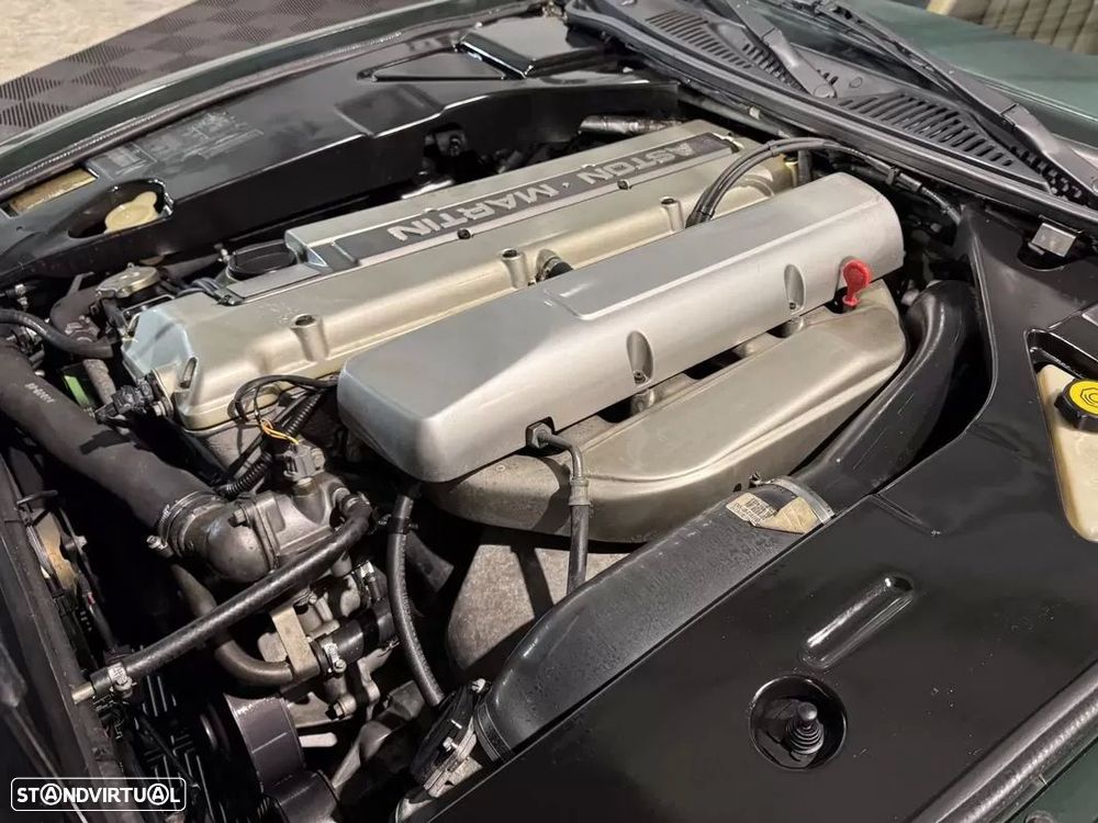 Aston Martin DB7 Vantage Volante — fotografia 16