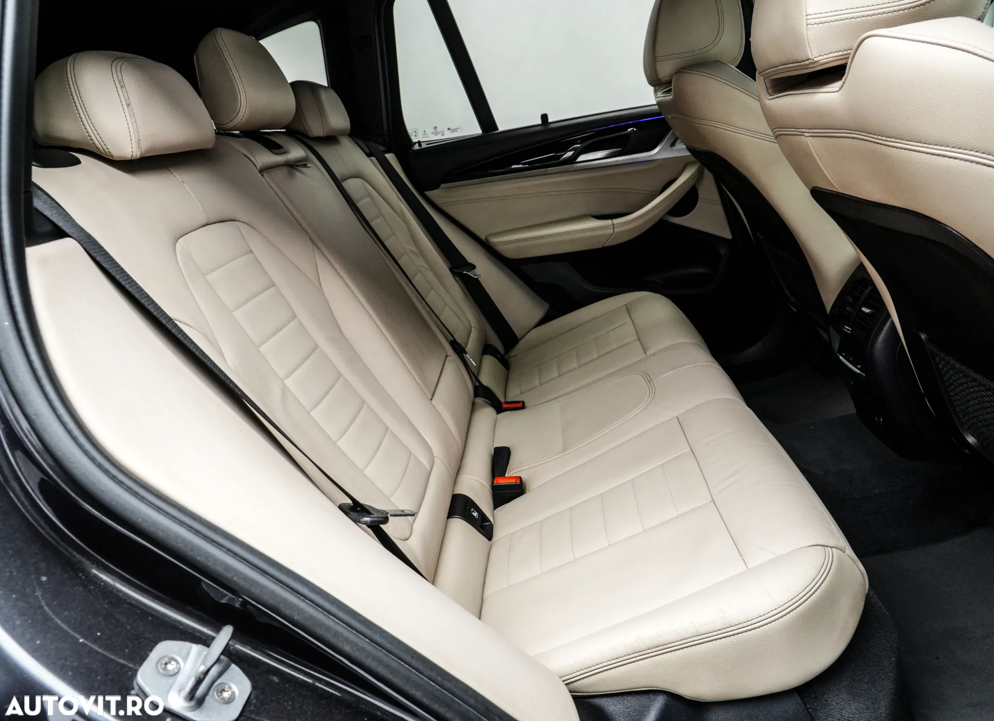 BMW X3 xDrive20d AT xLine - 17