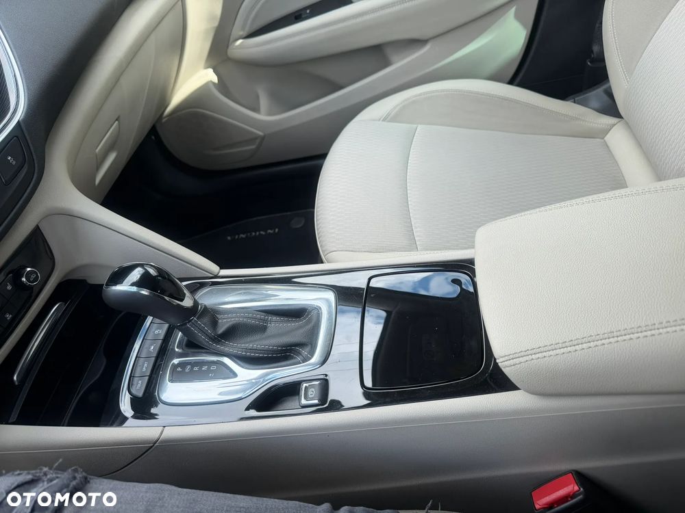 Opel Insignia - 22