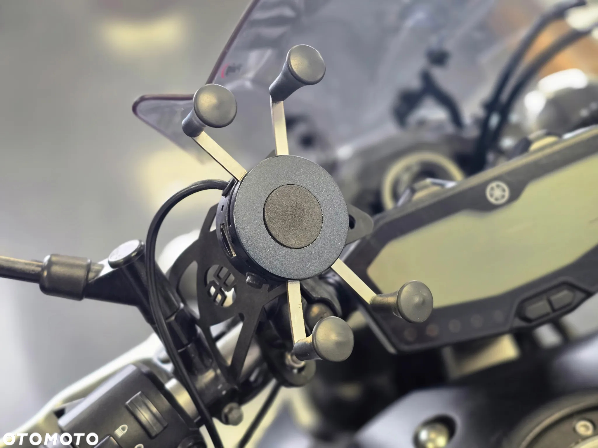 Yamaha MT - 21