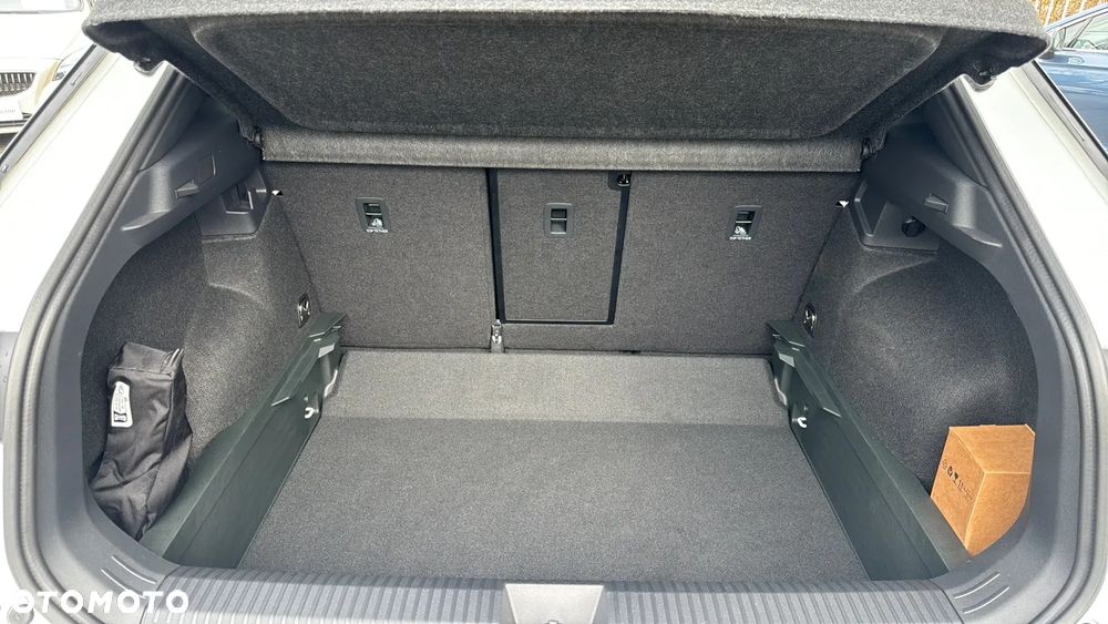 Volkswagen T-Roc 1.5 eTSI R-Line DSG - 37