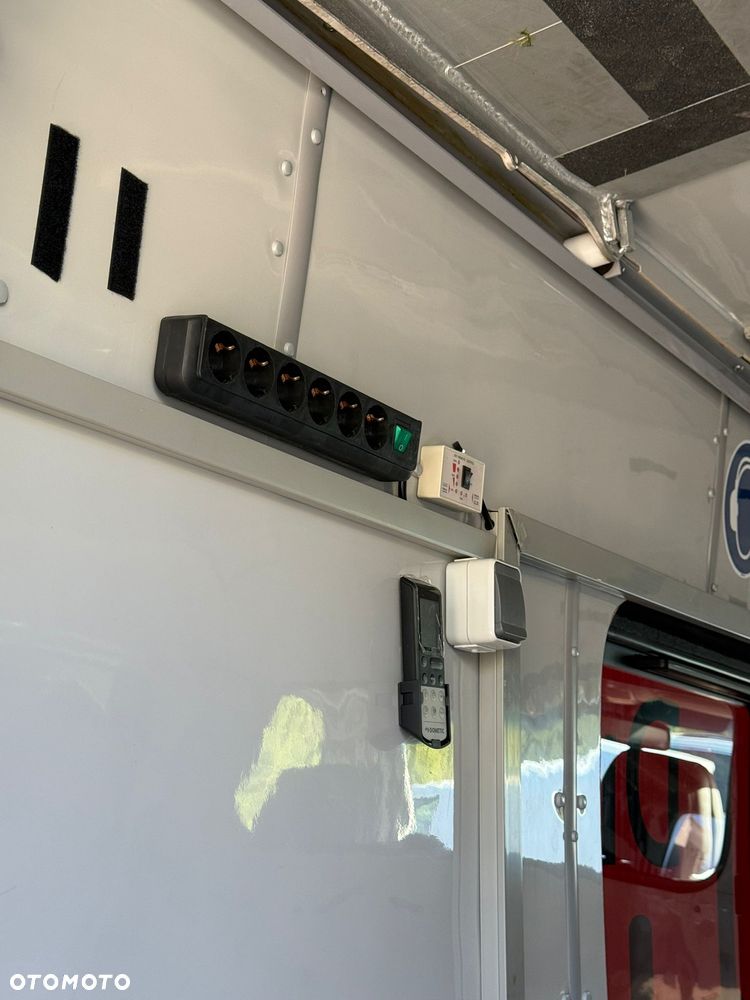 Volkswagen Crafter - 30