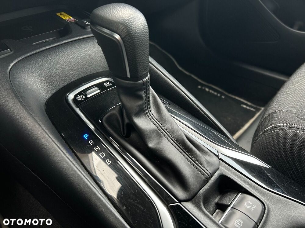 Toyota Corolla 1.8 Hybrid Comfort - 20