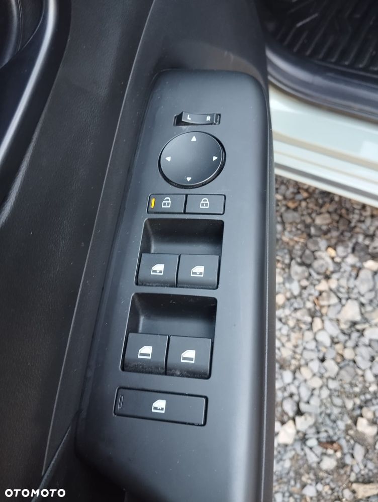 Hyundai Kona - 13