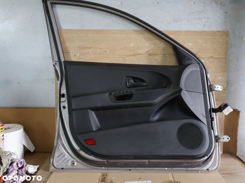 KIA CEED I HB KOMBI 06-12 DRZWI LEWE PRZÓD PRZEDNIE ŁADNE 8Q europa - 9