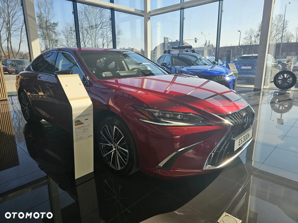 Lexus ES 300h Prestige