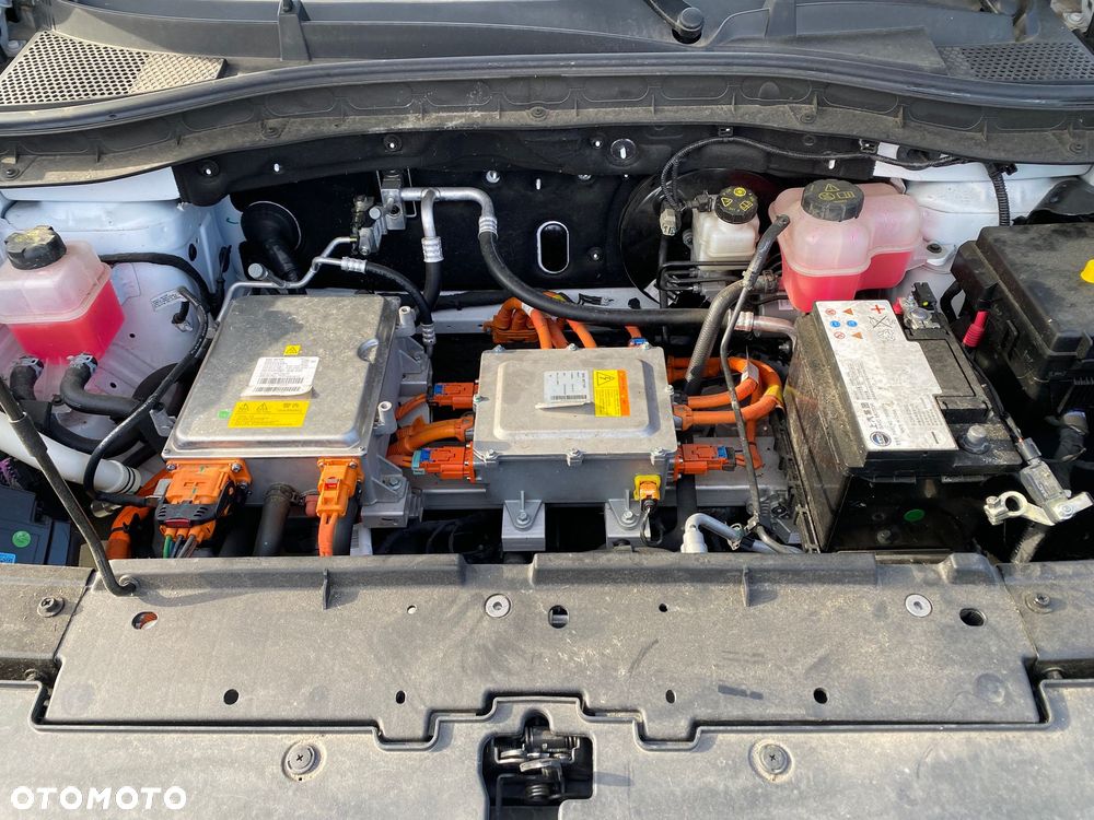 MG ZS Maximal Luxury - 6