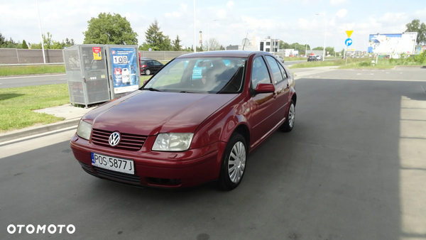 Volkswagen Bora 1.6 Basis