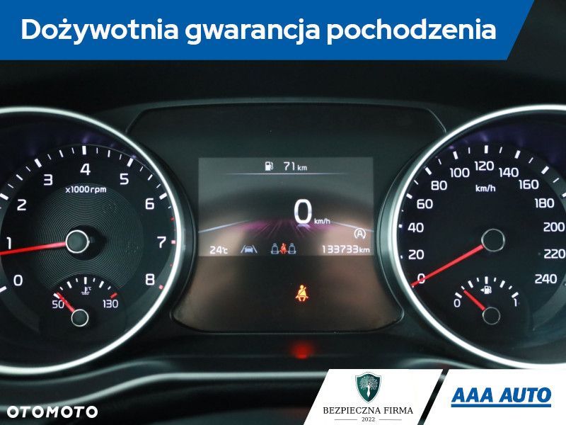 Kia Ceed - 10