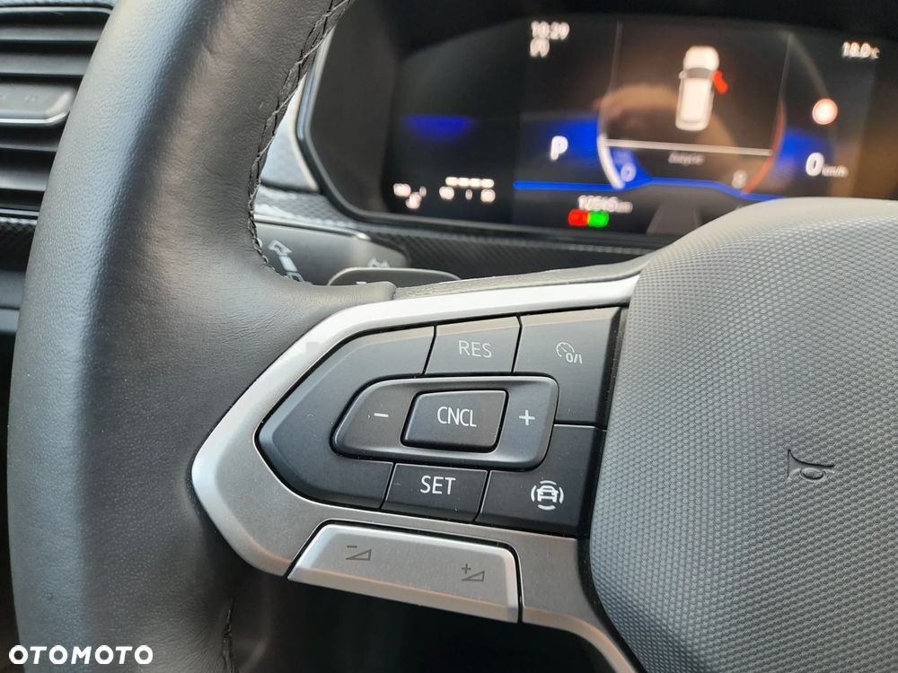 Volkswagen T-Cross - 24