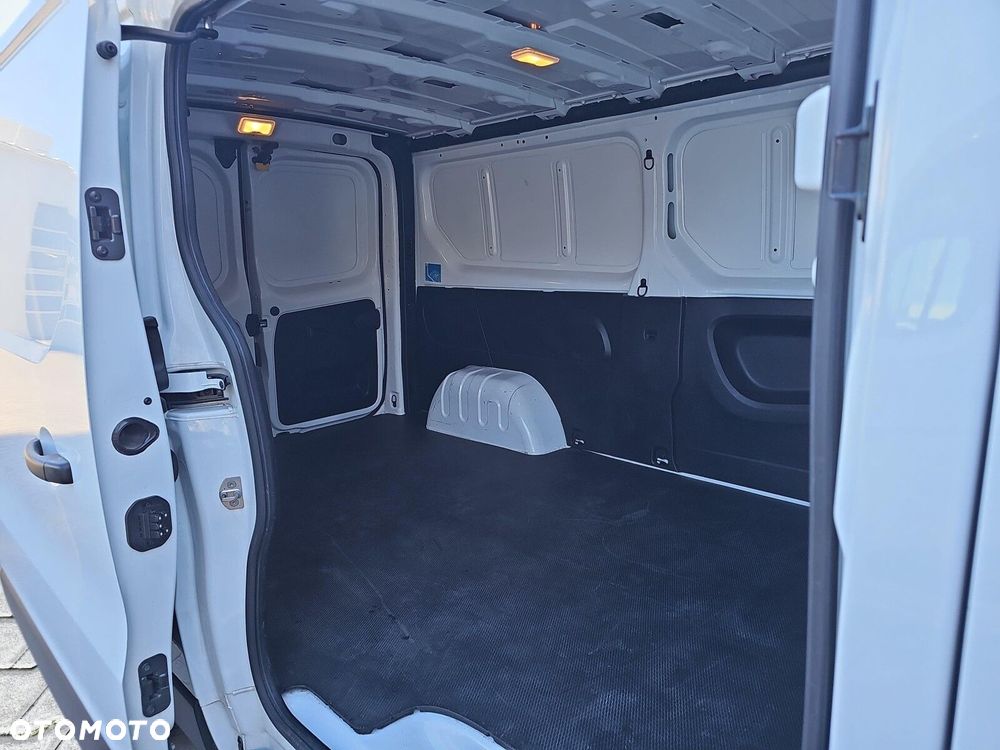 Renault Trafic - 27