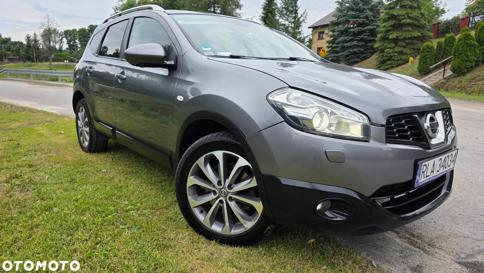 Nissan Qashqai+2 - 13