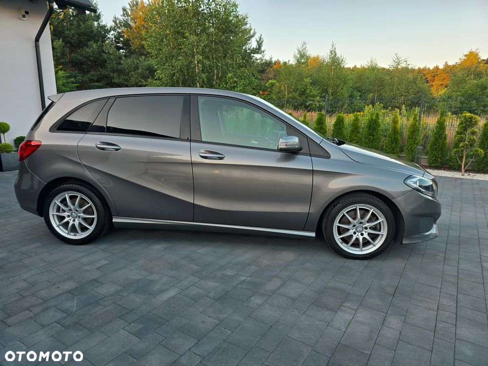 Mercedes-Benz Klasa B 250 7G-DCT Edition - 8