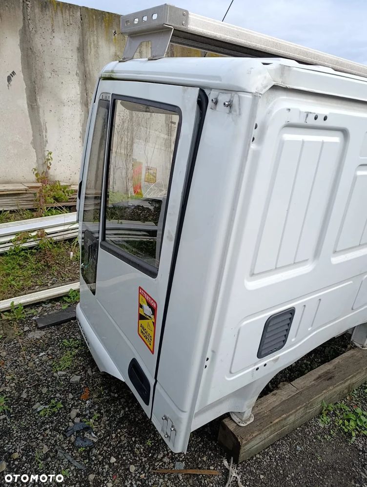 KABINA DZEINNA IVECO EUROCARGO EURO 6 22.5 - 5