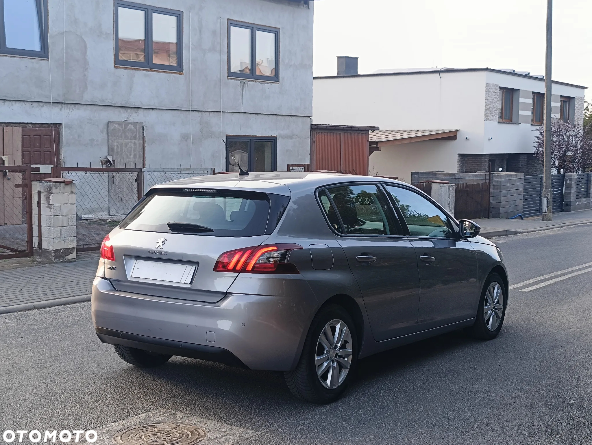 Peugeot 308 1.5 BlueHDi Allure S&S EAT6 - 23