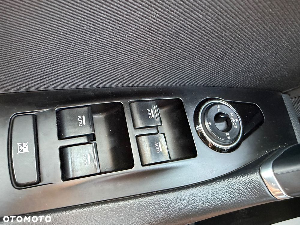 Hyundai i40 Kombi blue 1.6 Family - 22