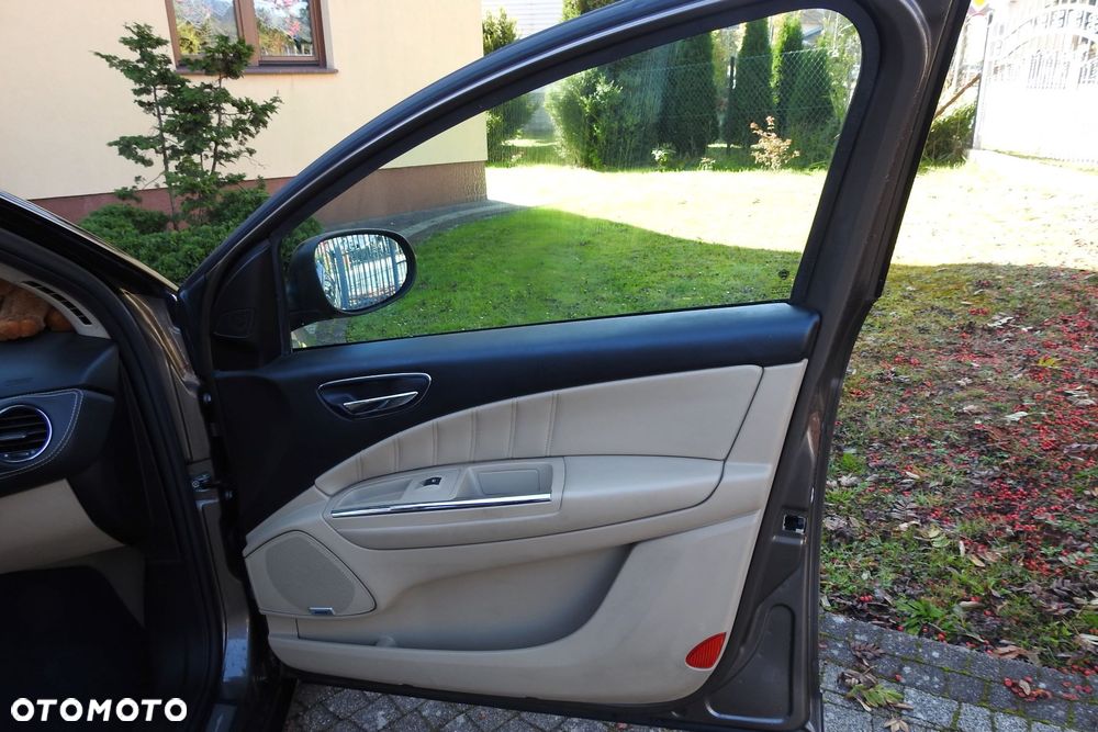 Lancia Delta 1.9 Multijet Twinturbo Executive - 27
