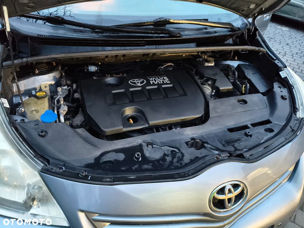 Toyota Verso 1.8 Prestige EU5 MS - 13